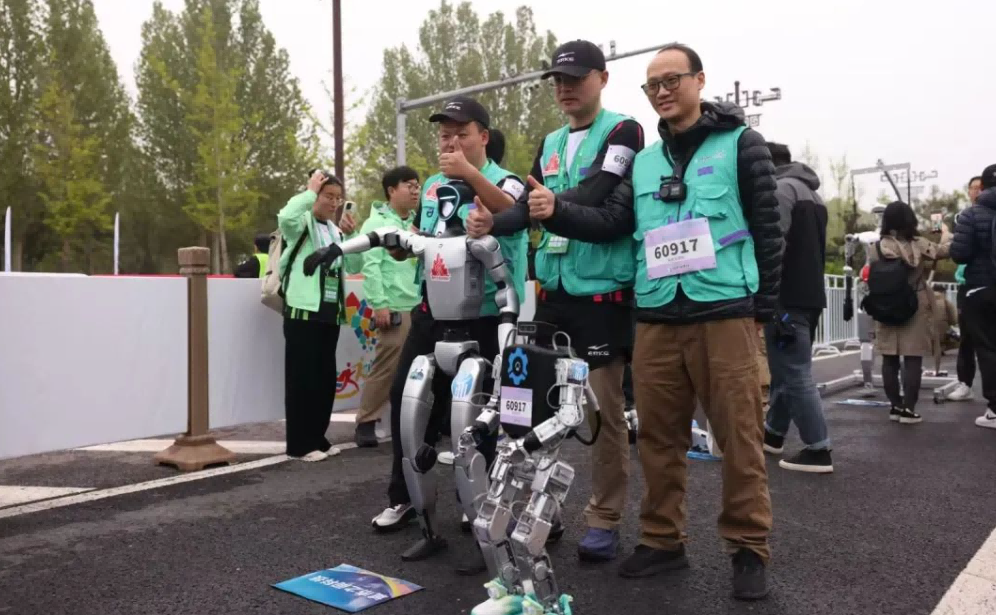 Little Giant, the compact yet powerful robot in the race